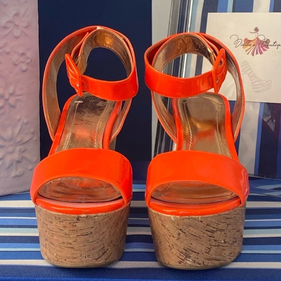 Neon orange cork BCBGENERATION platform wedge heel ankle strap sandals sz 10 - Picture 11 of 15
